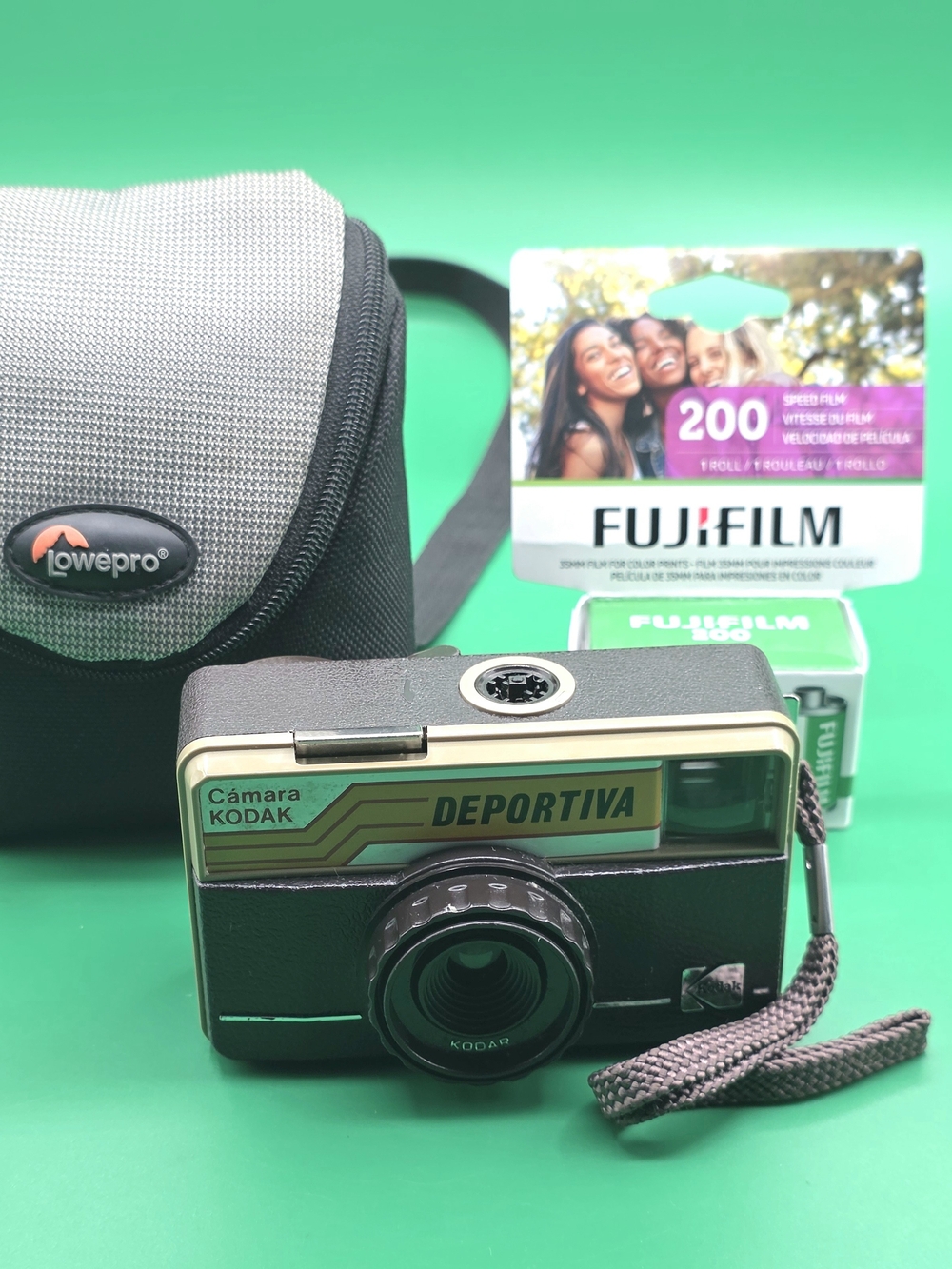 📸 RARE VINTAGE KODAK "DEPORTIVA" FILM CAMERA BUNDLE – TESTED & WORKING! 🏁✨